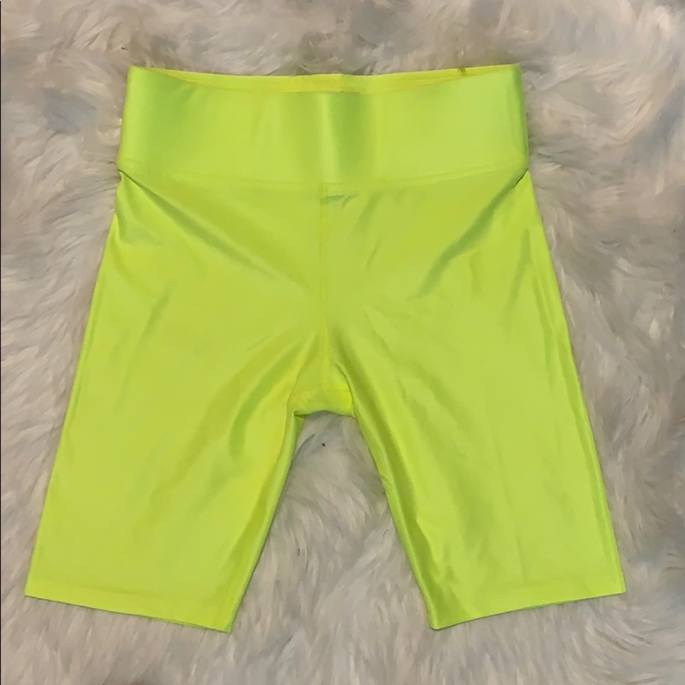 Carbon38 Takara Shorts